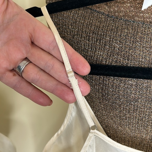 BNWOT A|X Armani Exchange Set Silk Cami, Sequin Layered Top with Hair Clip - Picture 6 of 15